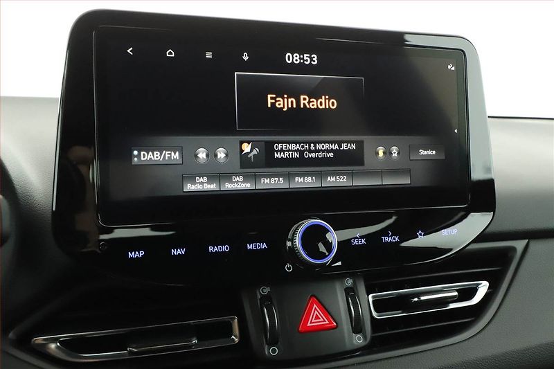 Hyundai i30 (2025) 1.5 T-GDI MHEV 48V, N-LINE - fotka 9 z 21