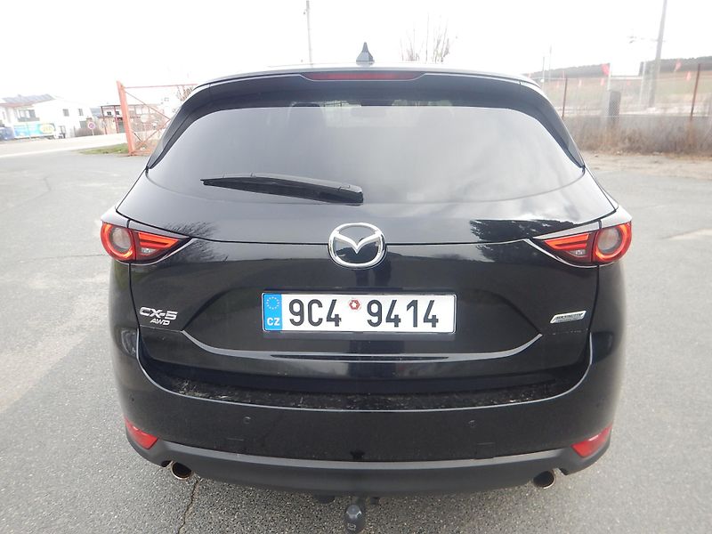 Mazda CX-5 2.2 D 110 KW 4x4 - fotka 7 z 15
