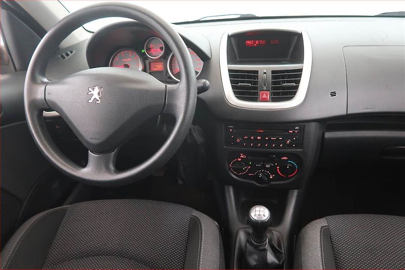 Peugeot 206 (2010) 1.4, ČR,1.maj, po STK - fotka 7 z 15