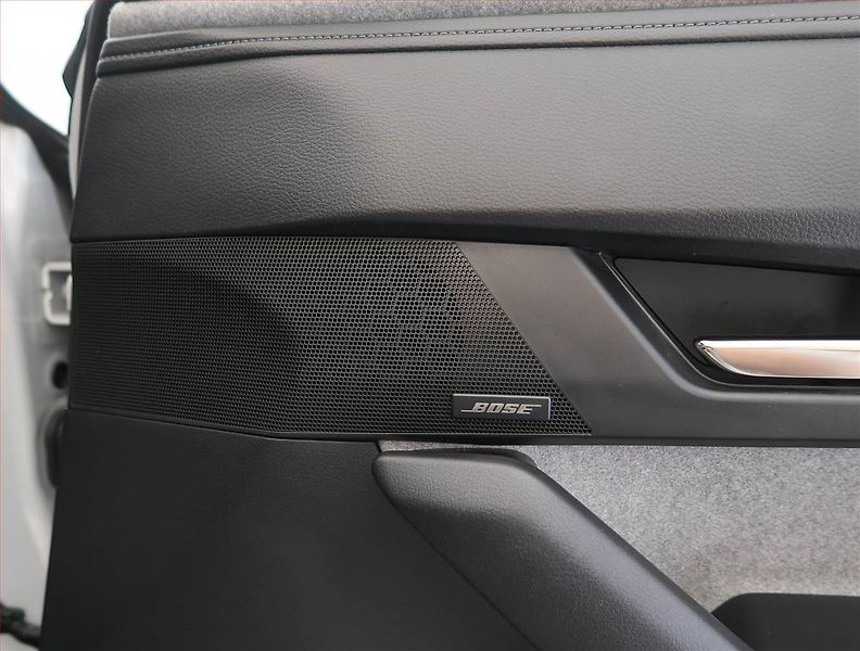 Mazda MX-30 (2020) e-Skyactiv, SoH 94%, Automat - fotka 23 z 27