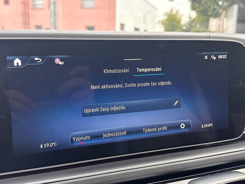 Mercedes-Benz GLE (2025) 400 e 4MATIC kupé - fotka 27 z 28