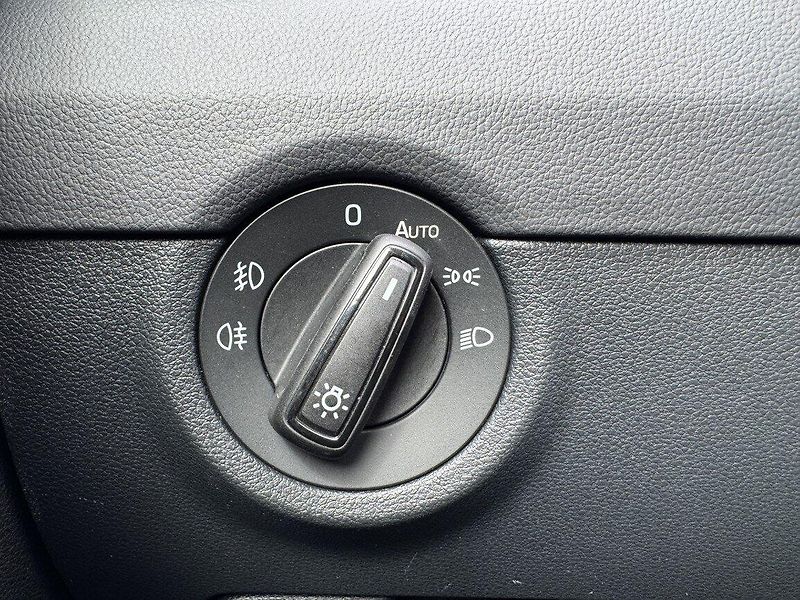 Škoda Octavia (2018) 1.5TSi LED Navi Výhřev Okna - fotka 8 z 50