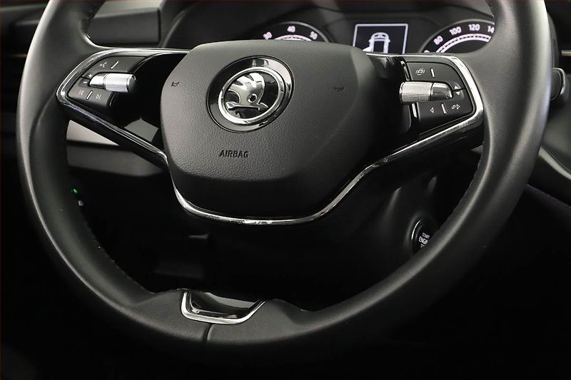 Škoda Scala (2023) Style 1.0 TSI, Automat, ČR - fotka 8 z 19