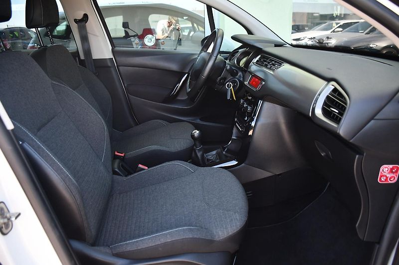 Citroën C3 1.2i KLIMA 2xKOLA ČR - fotka 18 z 27