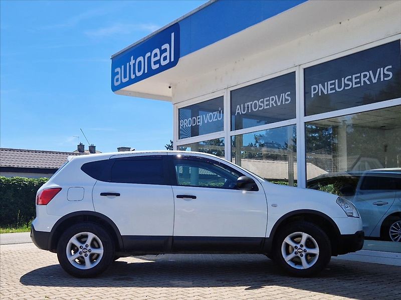 Nissan Qashqai 1,6 DCI  AUTOKLIMA +ZIM.KOLA - fotka 6 z 27