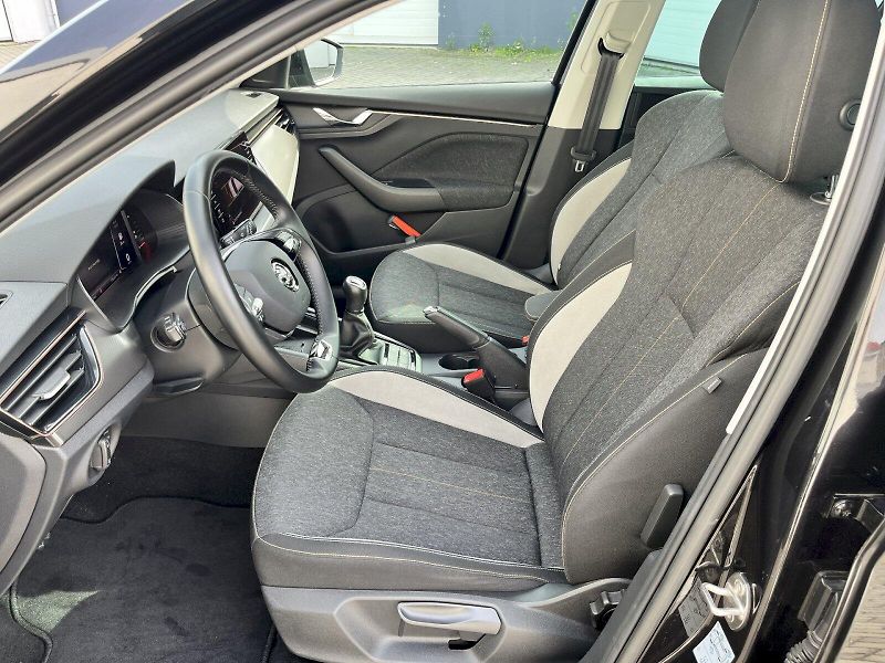 Škoda Kamiq (2021) STYLE Business Edition 1.0TSi - fotka 11 z 21