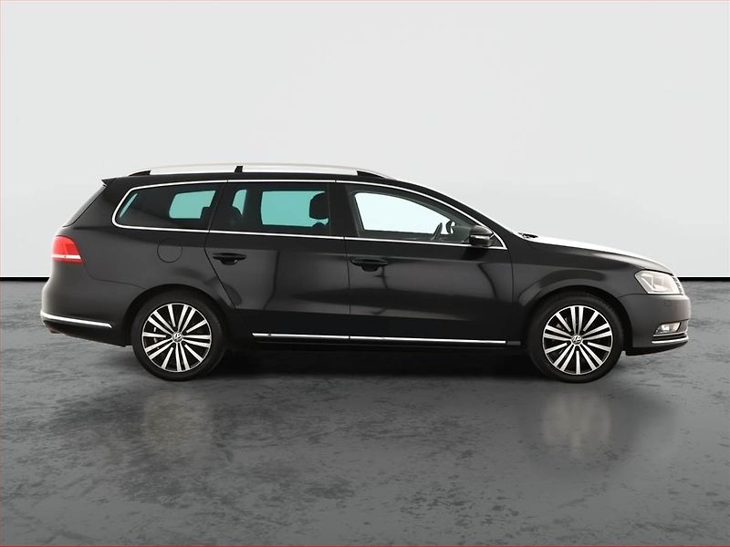 Volkswagen Passat (2013) Highline 2.0 TDI, 4X4 - fotka 6 z 16