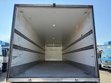 Mercedes-Benz (2018) Antos 2535 6x2 thermoking  - fotka 7 z 15