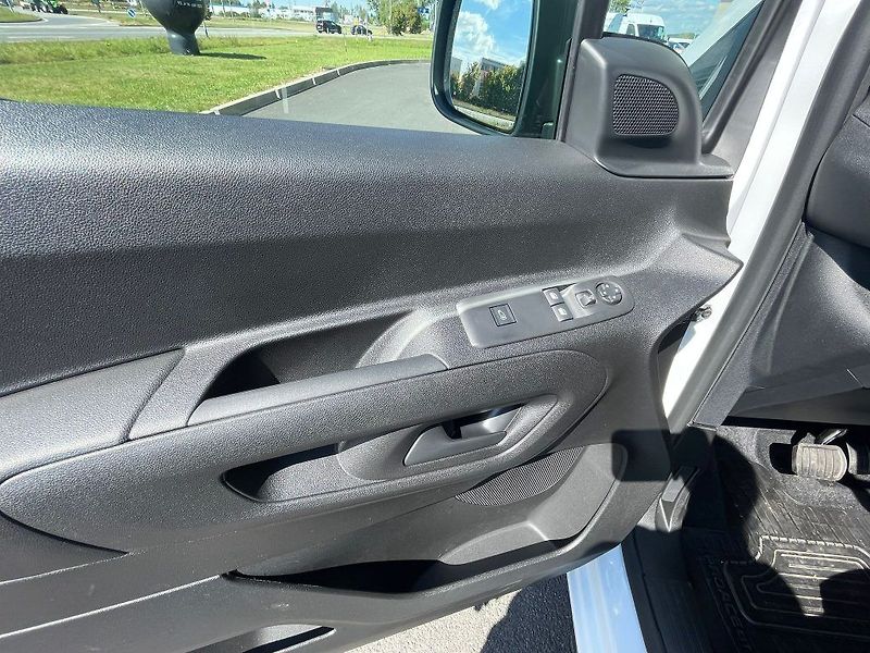 Toyota ProAce City EV 50kWh Long Active 3S Multi - fotka 20 z 24
