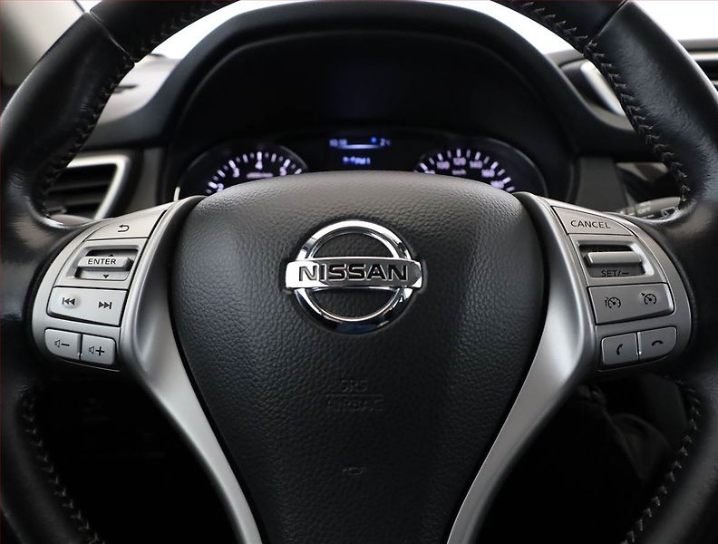 Nissan Qashqai (2016) 1.2 DIG-T, ČR,1.maj - fotka 8 z 18