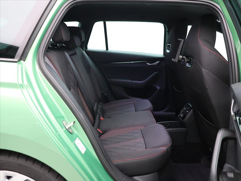 Škoda Octavia 2,0 TSI DSG RS DPH 1.maj CZ - fotka 14 z 34
