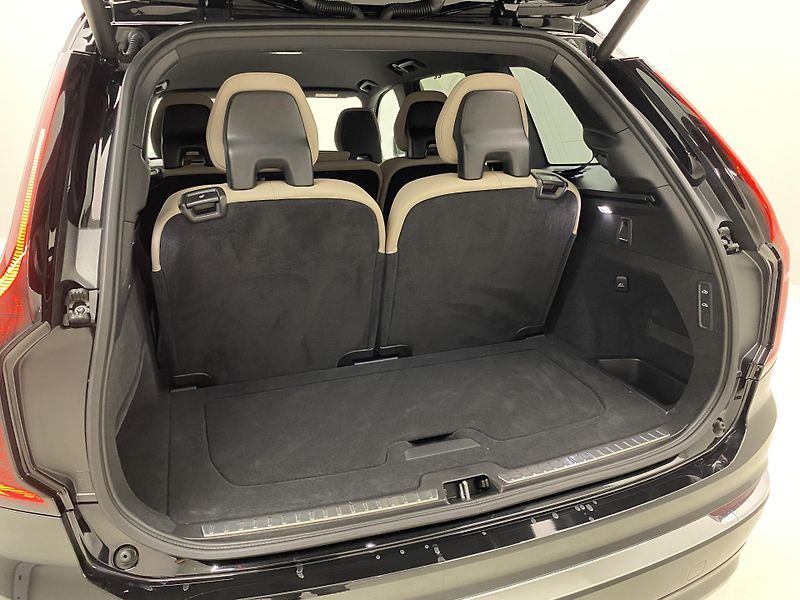 Volvo XC90 B5 AWD BRIGHT PLUS REZERVACE - fotka 35 z 64