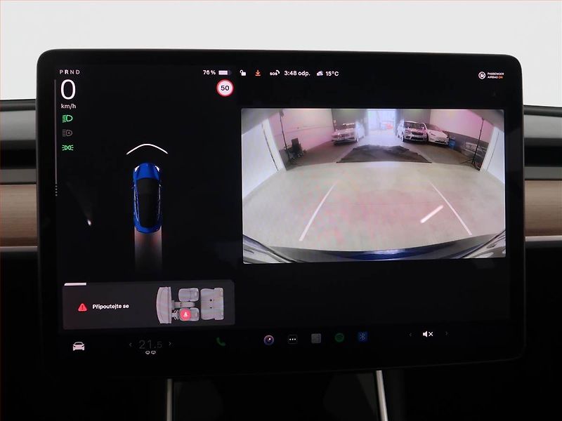 Tesla Model 3 (2019) Long Range 4WD 82kWh, SoH 84% - fotka 18 z 27