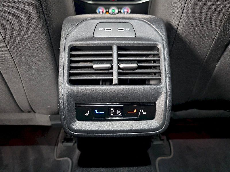 Škoda Superb (2024) 1.5TSi 110kW TOP SELECTION TAŽ - fotka 24 z 28