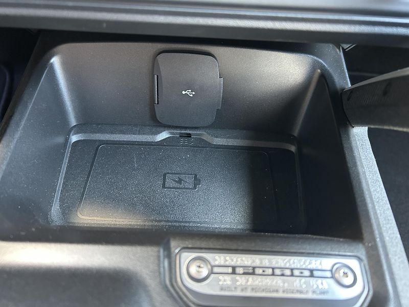 Ford Bronco 2.7 EcoBoost 246kW OUTER BANKS - fotka 33 z 36