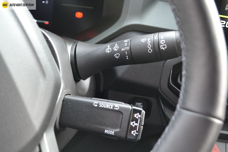 Dacia Duster EXTREME TCE 130 4x4 - fotka 45 z 55