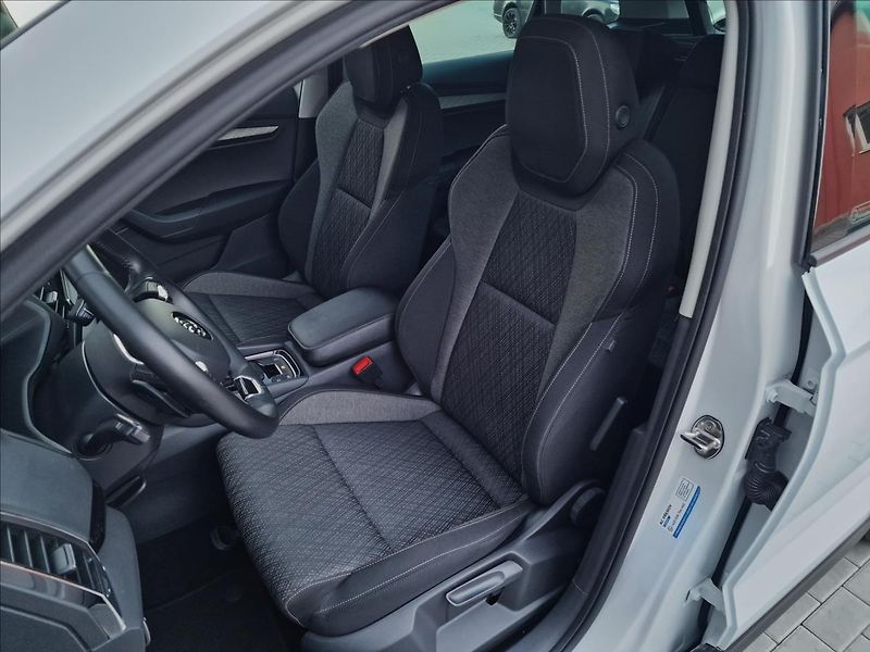Škoda Karoq 2.0 TDI Style DSG,ČR,1.Maj - fotka 38 z 50