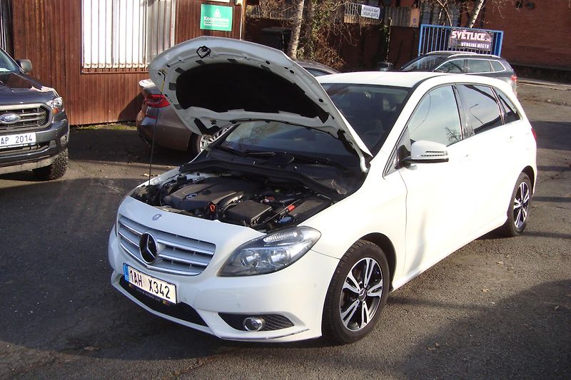 Mercedes-Benz Třídy B (2012) 180 CDi - fotka 19 z 81