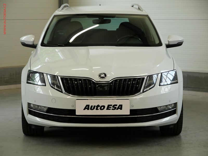 Škoda Octavia (2018) 2.0TDI 4x4, Style, DSG, LED - fotka 2 z 22