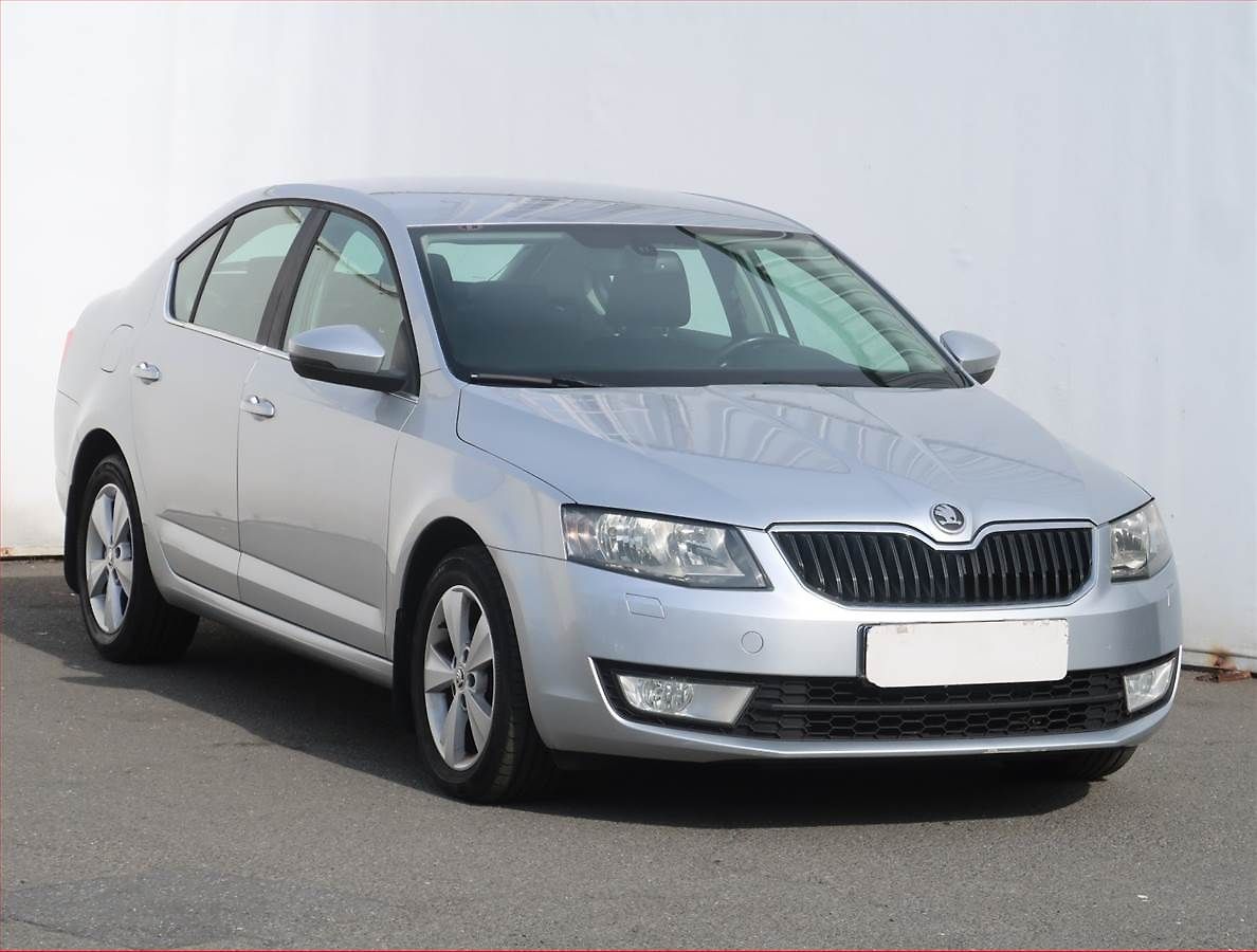 Škoda Octavia Elegance 2.0 TDI, Tempomat
