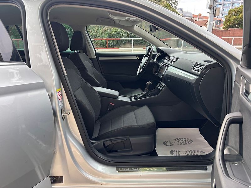 Škoda Superb 2.0TDI-110KW.DSG.TAŽNÉ-ZÁRUKA - fotka 22 z 48