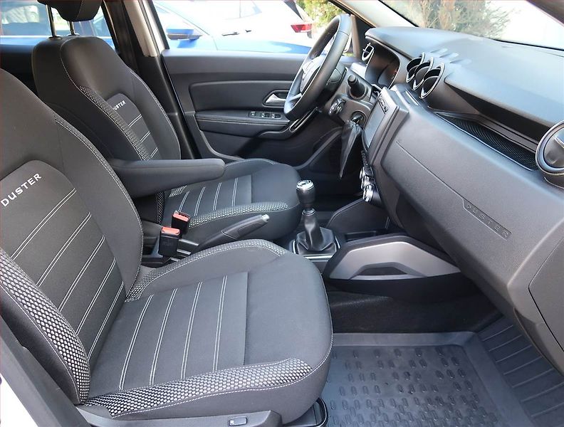 Dacia Duster (2018) Prestige 1.5 Blue dCi, Navi - fotka 9 z 22
