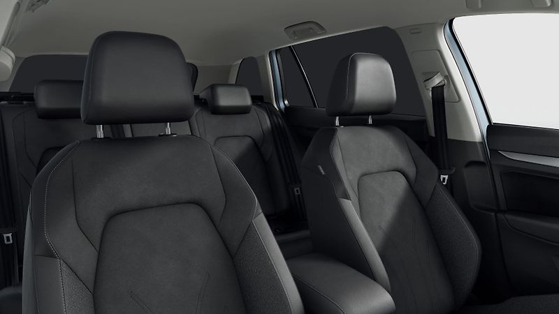 Volkswagen Golf Variant (2025) 1,5 TSI 6g  People - fotka 5 z 6