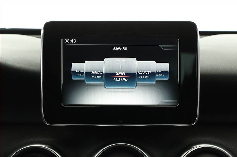 Mercedes-Benz Třídy A (2016) A 180 d, Automat, Kůže, Navi - fotka 13 z 19