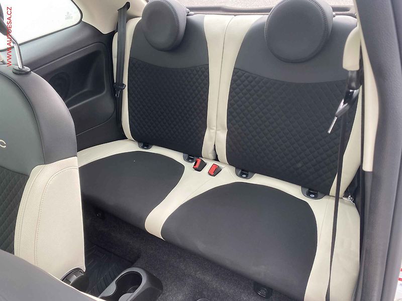Fiat 500 (2023) 1.0i, ČR, AC, panor. - fotka 10 z 13