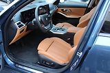 BMW Řada 3 320d xDrive Touring  - náhled 11
