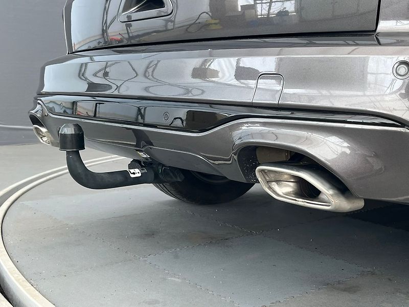 Ford Kuga 2.5 Duratec HEV 4x4 ST-LINE - fotka 34 z 66