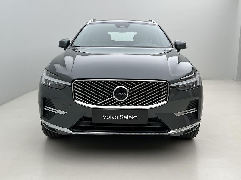 Volvo XC60 B5 AWD BRIGHT PLUS CZ 1. maj. - fotka 14 z 46