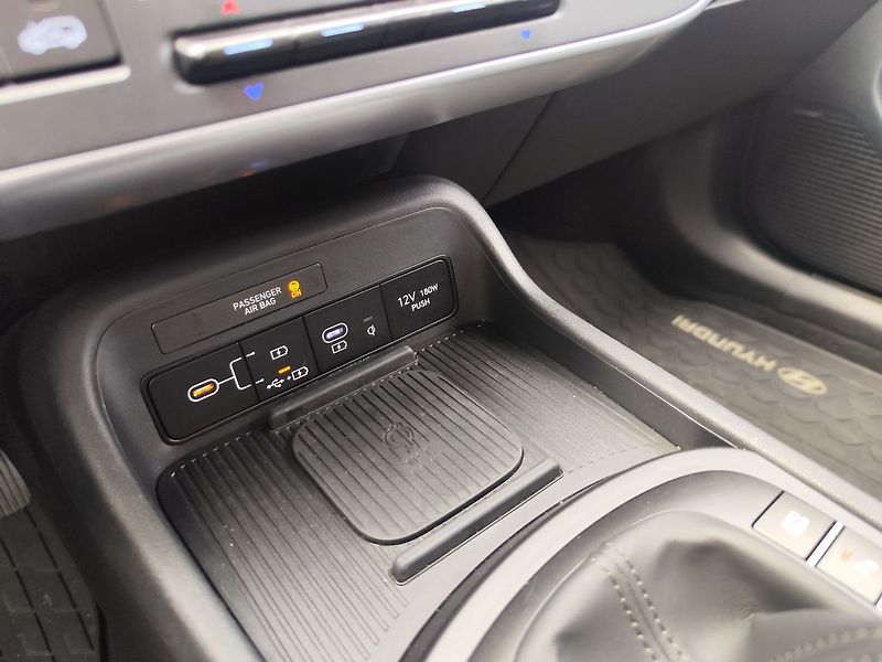 Hyundai Kona 1.0 T-GDi/88kW Sound Bosse - fotka 23 z 35