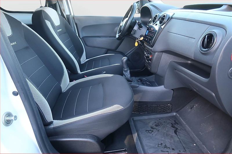 Dacia Dokker (2019) Stepway 1.6 SCe, 5Míst, ČR - fotka 9 z 14
