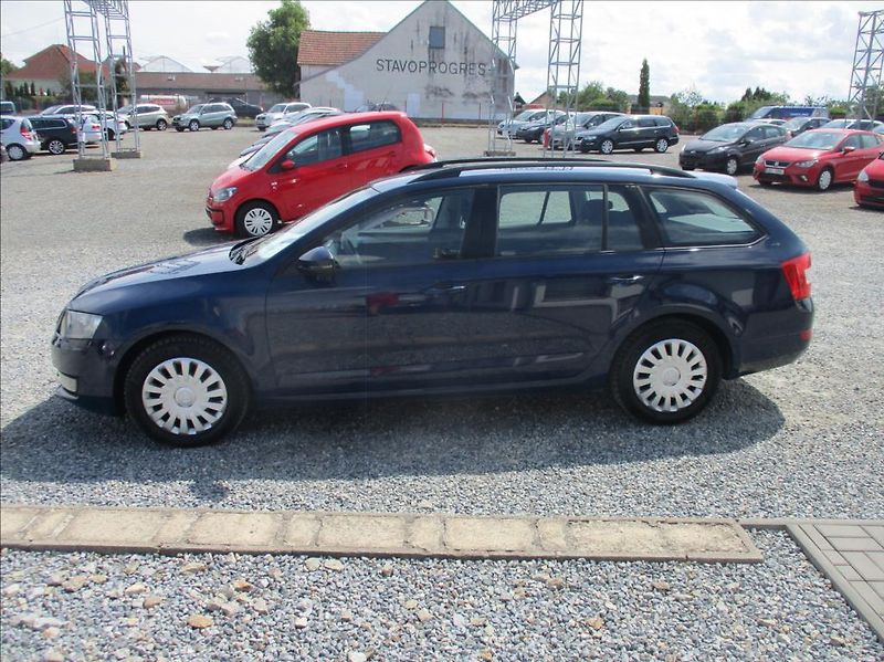 Škoda Octavia 1,6 TDI, Eleg, ZAMLUVENA - fotka 4 z 32