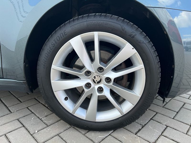 Škoda Octavia (2018) 1.5TSI 110kW! Style+! Webasto! - fotka 39 z 40