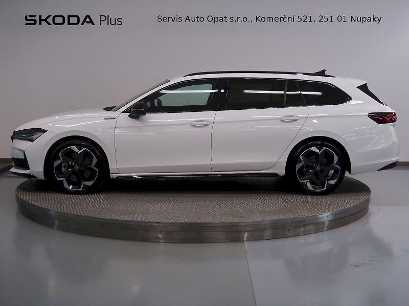 Škoda Superb (2026) SPORTLINE 2.0TDI 142KW 4x4 DSG - fotka 3 z 49