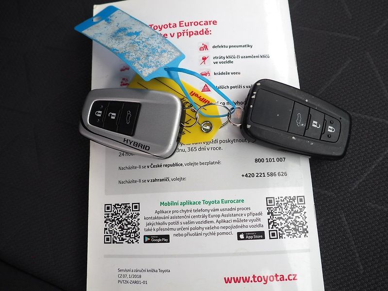 Toyota RAV4 (2019) 2.5 Hybrid, Automat - fotka 36 z 36