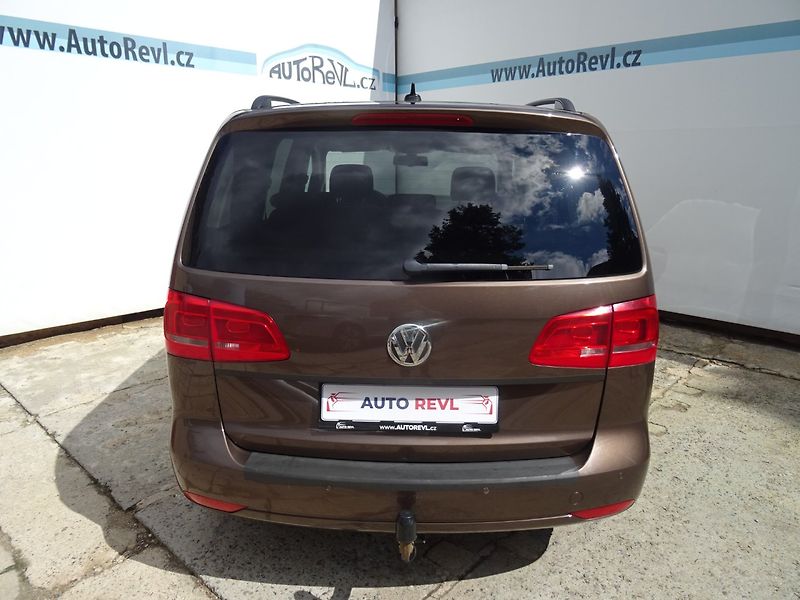 Volkswagen Touran (2012) 1.4i,103kW,DSG,MATCH,s.k,navi - fotka 23 z 24