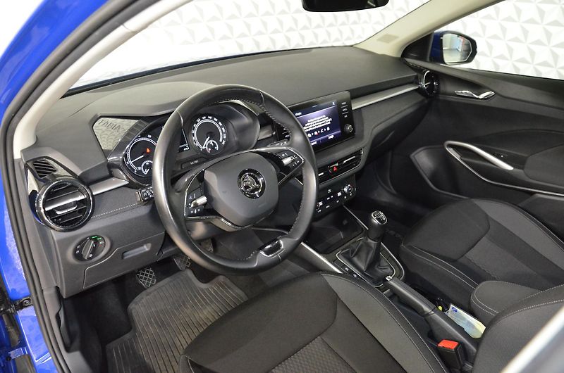 Škoda Fabia (2022) 1.0 TSI 81 Style 5d - fotka 10 z 17