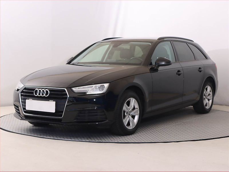 Audi A4 (2016) 2.0 TDI, Navi, Bi-Xenony - fotka 2 z 21