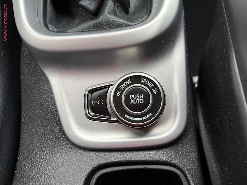Suzuki Vitara (2016) 1.6 VVT AllGrip, Elegance - fotka 17 z 18