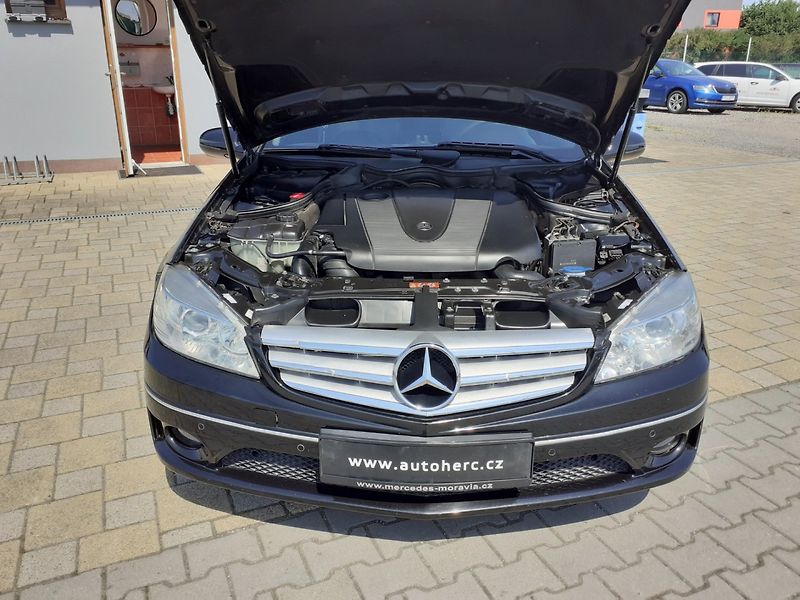 Mercedes-Benz CLC (2008) 200 CDi - fotka 21 z 30