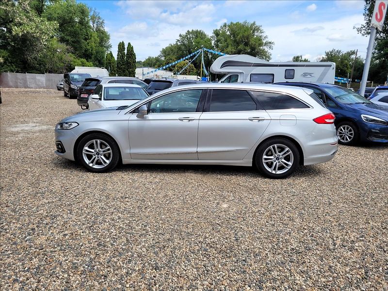 Ford Mondeo 2,0 DA,Limited,xenon,navi,výhř - fotka 3 z 50