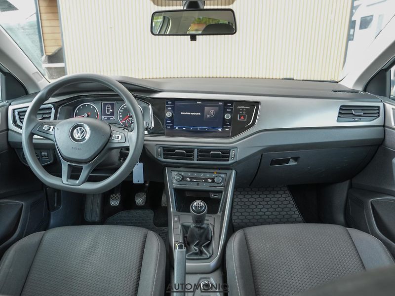 Volkswagen Polo (2018) 1.0 Tempomat, Klíma, Výhrev s. - fotka 4 z 21