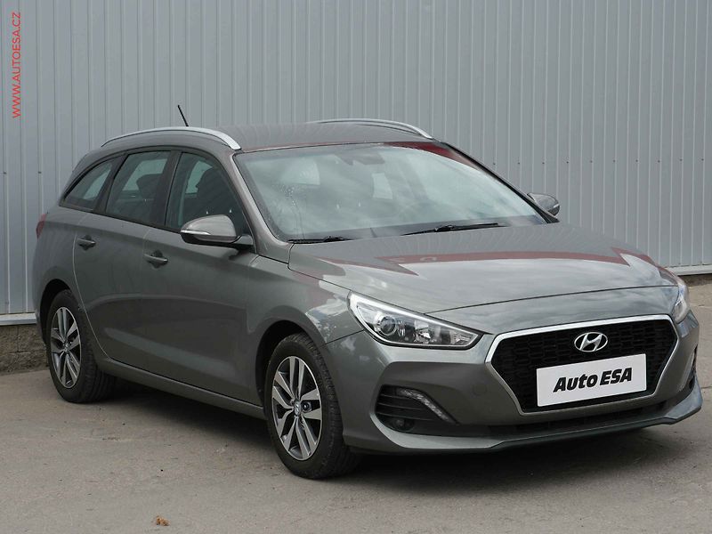 Hyundai i30 (2019) 1.6CRDi, 2.maj,ČR, AC, tempo - fotografie inzerátu