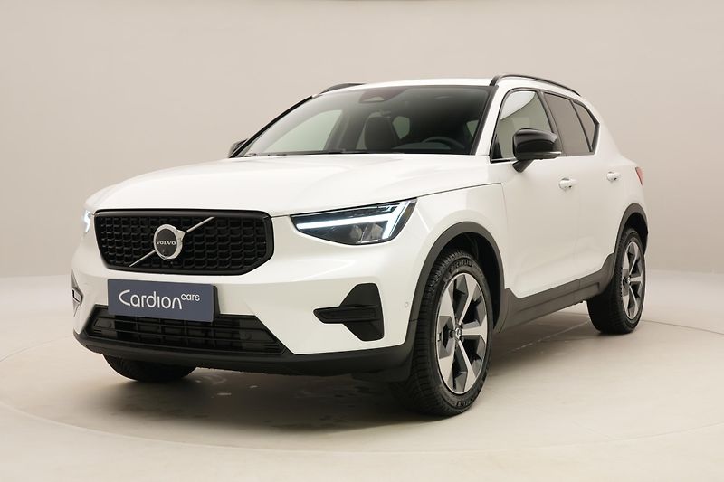 Volvo XC40 (2026) B3 AUT DARK ULTRA  - fotografie inzerátu