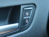 Audi A4 (2011) 2.0 TDI, Navi, Tempomat - náhled 20