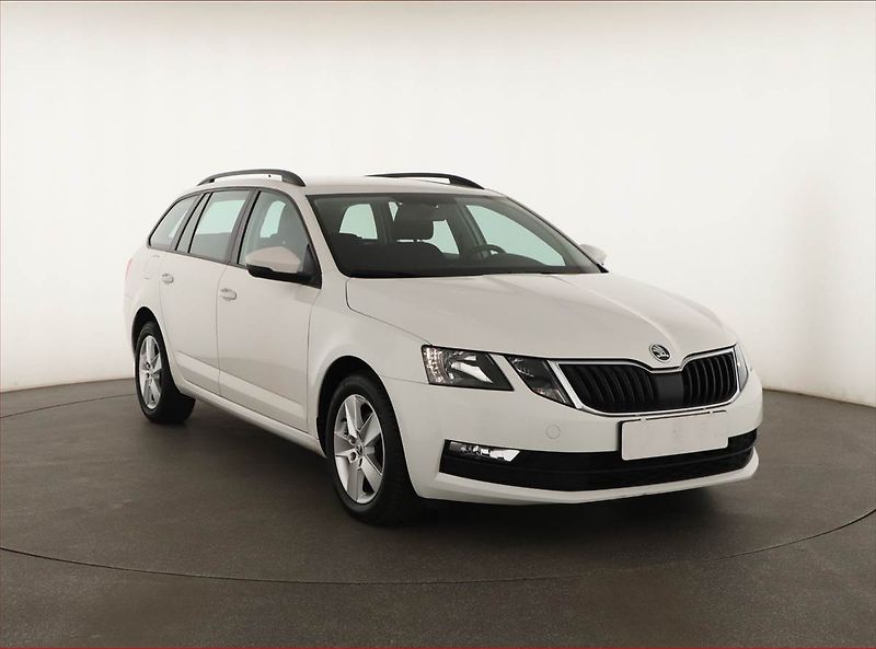 Škoda Octavia (2020) Ambition 1.5 TSI, ČR,1.maj - fotografie inzerátu