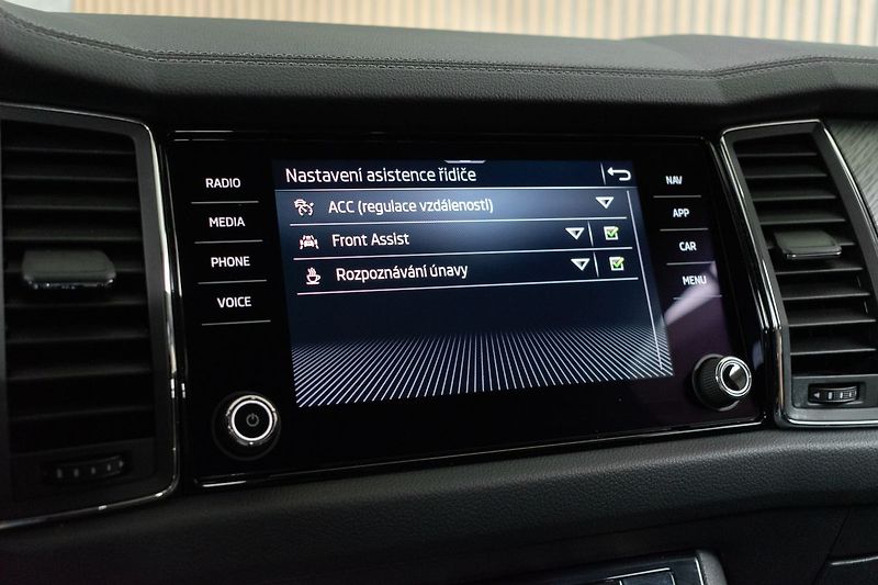 Škoda Kodiaq 2.0 TDI DSG*STYLE*ACC*DPH*ČR 1 - fotka 32 z 43